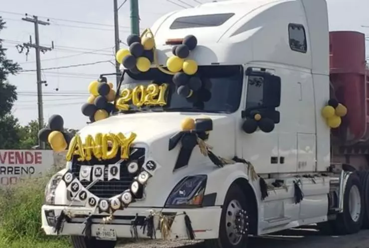 tráiler graduación Tamaulipas.jpg