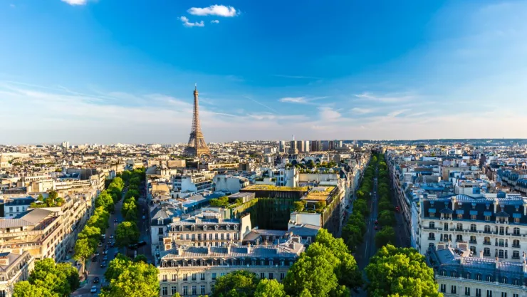 Francia tiene vacantes de empleo para mexicanos