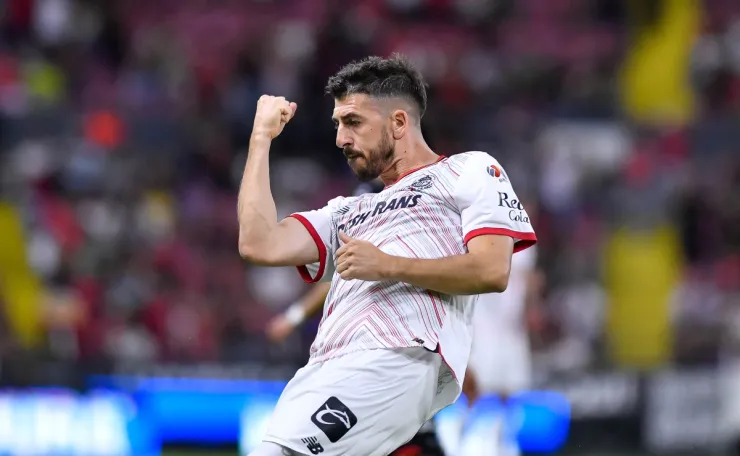Paulinho festeja gol en el partido Atlas vs Toluca