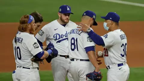 González Serie Mundial día 2.jpg