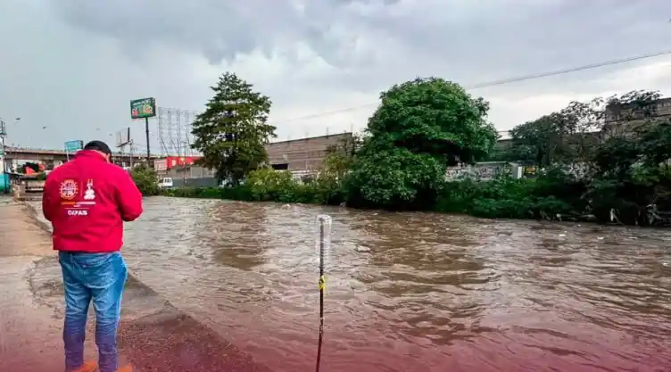 Hallan cuerpo de persona en la presa en Naucalpan, Edome