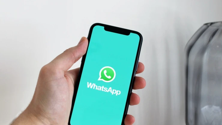 Qué significan las tres palomitas azules de WhatsApp