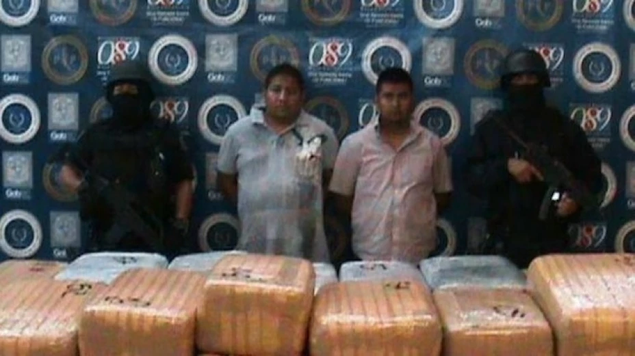 Dos hombres fueron detenidos en Baja California con 620 kilos de marihuana