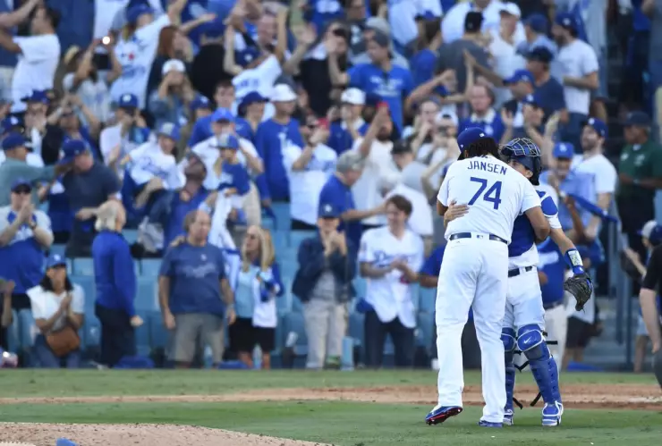 Dodgers vence a cerveceros