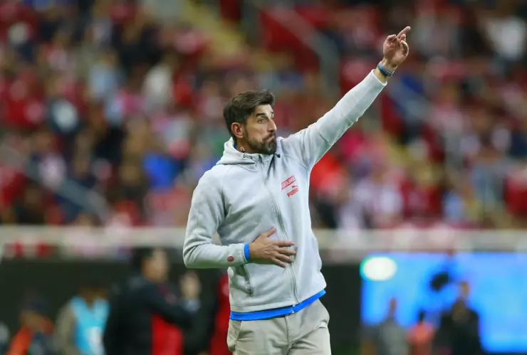 Veljko Paunovic, DT de Chivas