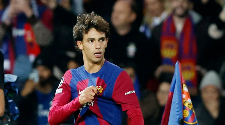 Joao Félix con la camiseta del Barcelona