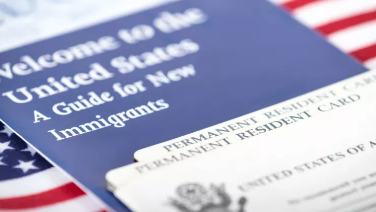 Una tarjeta de residencia permanente en Estados Unidos.
