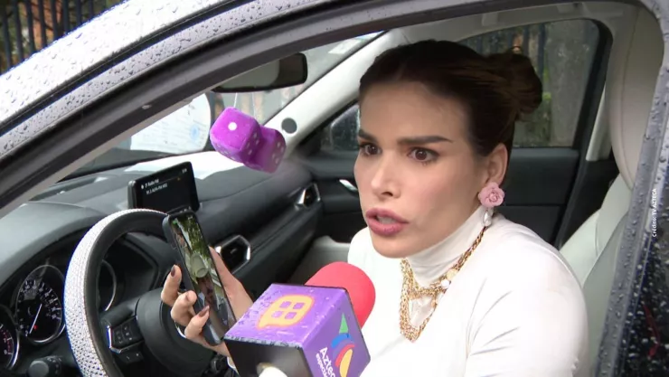 Marie Claire Harp prepara demanda tras ser tachada de “ratera”.