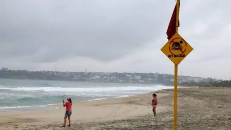 olas de puerto escondido