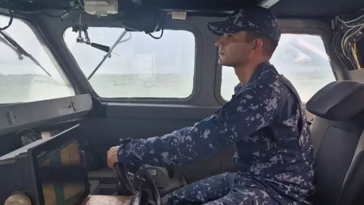 ÚLTIMO MOMENTO_ Hallan embarcación VOLTEADA en altar mar, se EXTRAVIÓ durante el Huracán Milton