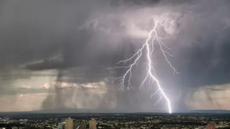 bombardeo de nubes en Nuevo León para acelerar lluvias