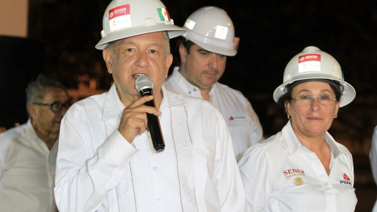 López Obrador visitó Dos Bocas en Tabasco