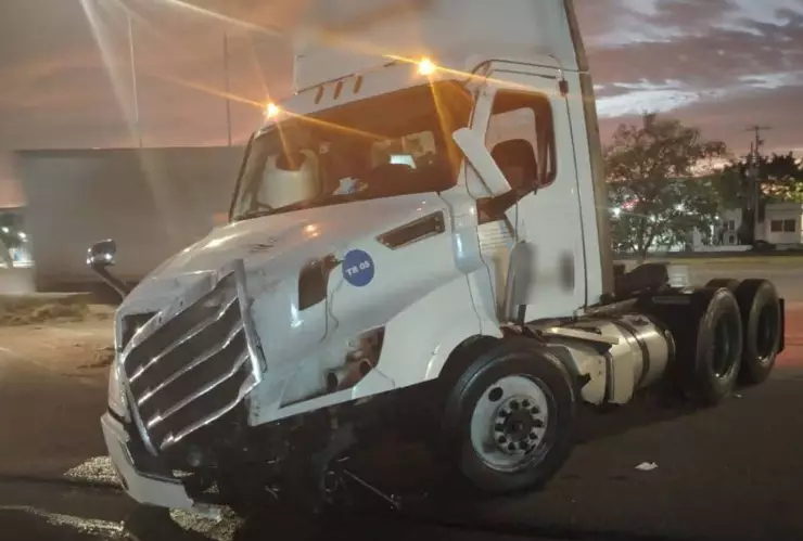 PORTADA fuerte accidente en Periférico de Mérida.jpg