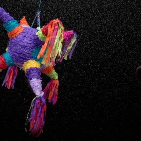 Ideas DIY 3 diseños fáciles para crear piñatas de personajes de Halloween.jpg
