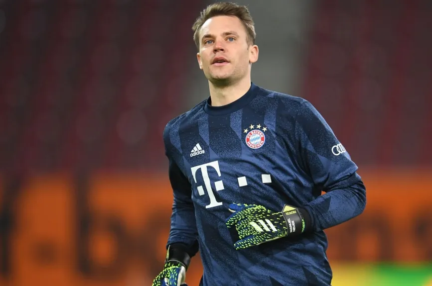 2 Bayern Munich Manuel Neuer.jpg