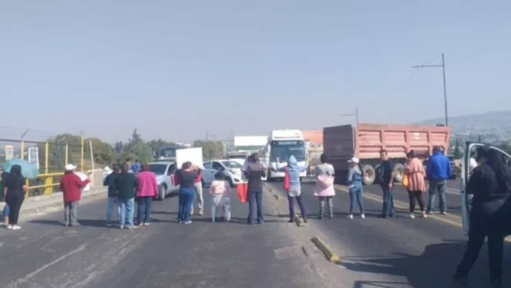 Bloqueo en la Mexico Pachuca