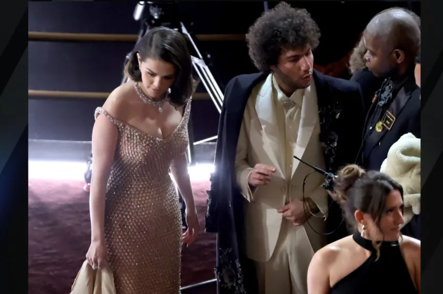 Selena Gomez estuvo acompañada de Benny Blanco en todo momento durante la ceremonia de los Oscars 2025. | Foto: Kevin Winter/Getty Images
