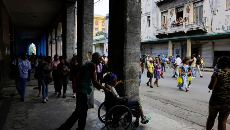 Creador de contenidos comparte trucos para sobrevivir a los apagones y escasez en Cuba