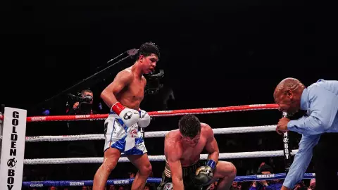 Jaime Munguía vs Sergyi Derenvyanchenko