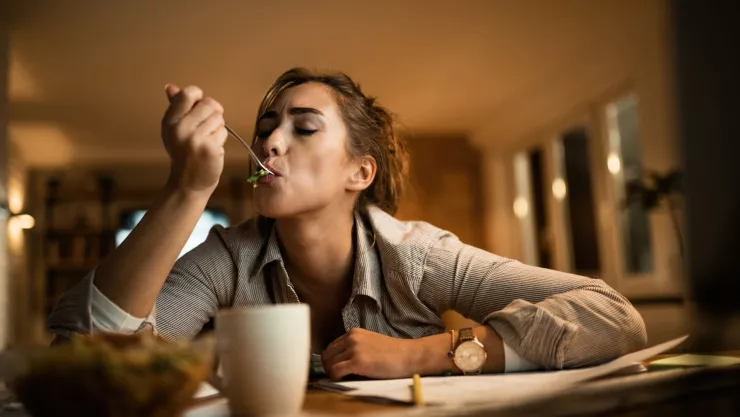 Citas en solitario la tendencia viral para reconectar contigo mismo.jpg