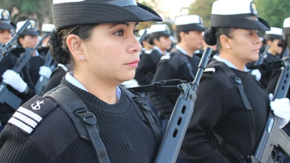 Mujeres nvales1.jpg