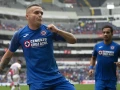 Cruz Azul golea y es más líder que nunca
