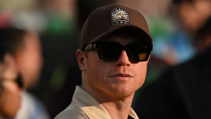 Canelo Álvarez vuelve a entrenar tras cirugía