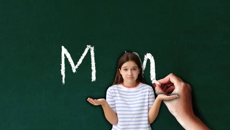 Qué significa escribir siempre en mayúsculas, según la psicología