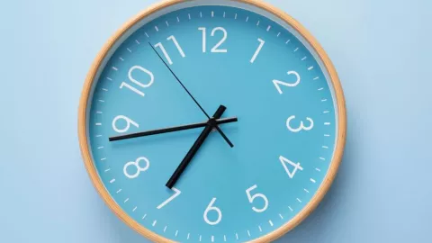 ¿Cuándo hay cambio de horario en Baja California en 2025 ¿Se adelanta o se atrasa la hora?