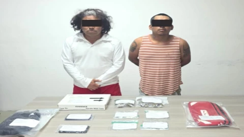 Detienen a dos por enfrentamiento contra policías; intimidan a trabajadores en hotel