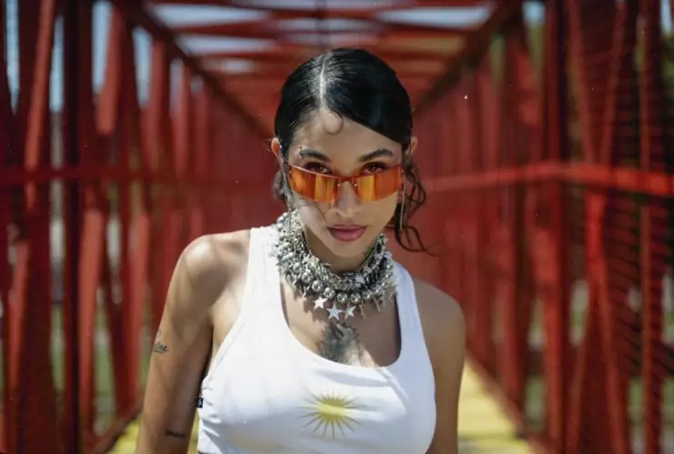 ¿Quién es María Becerra, la artista que se presentará el próximo 30 de abril en el Foro de las Estrellas?