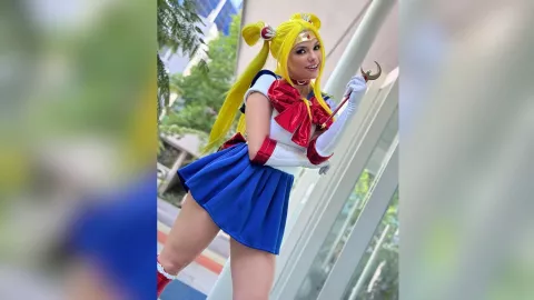 Tábata Jalil cosplay Sailor Moon