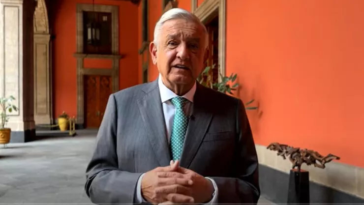 AMLO reaparece en video y confirma desvanecimiento tras contagio de Covid-19