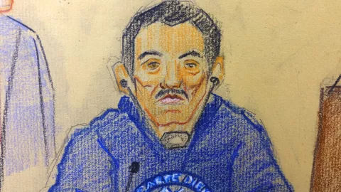 “El Mayo” Zambada comparece ante tribunal texano en silla de ruedas