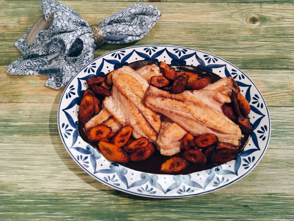lonja de pescado con mole, cocineros mexicanos, tv azteca, receta