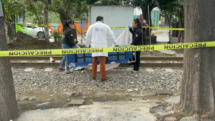 Hombre muere atropellado por tren en la GAM, CDMX