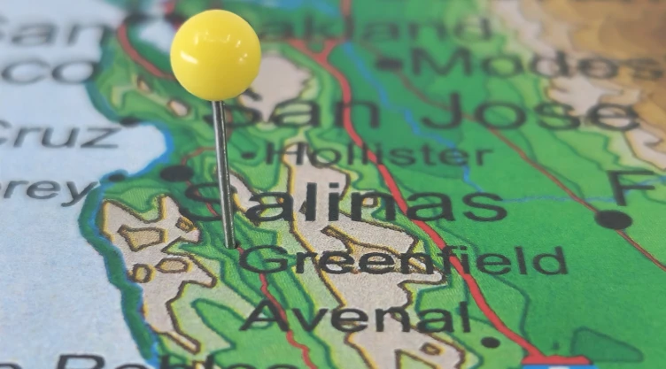 ¿Cuál es la ciudad con mayor hispanohablantes en California?