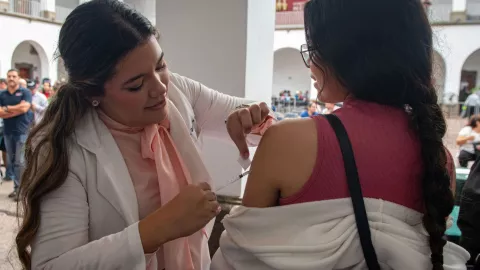 Vacunación contra sarampión en Sinaloa