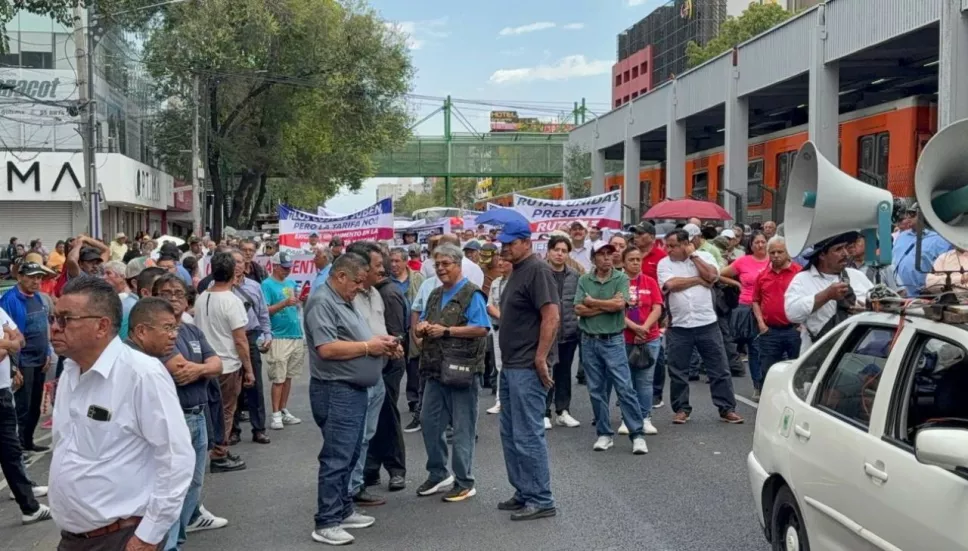 Anuncian bloqueo de transportistas en CDMX para el 1 de septiembre