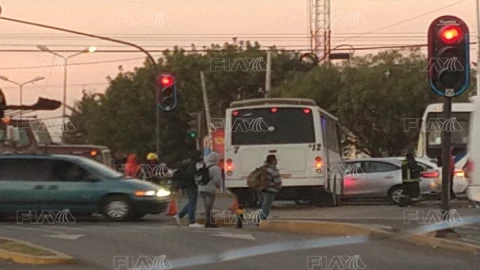 choque bulevar 18 de noviembre