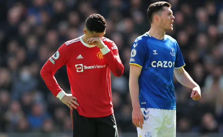 Cristiano Ronaldo ante el Everton