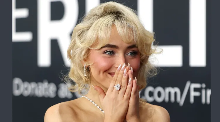 diseños de uñas sabrina carpenter