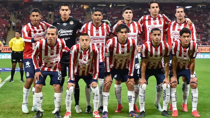 Chivas alineaciones del partido Clausura 2025 Liga BBVA MX