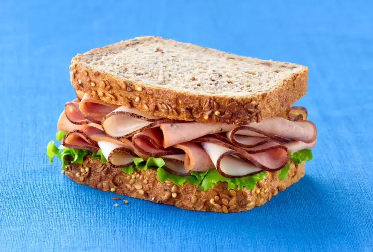 Profeco reprueba a marcas de pan de caja: ¿Cuáles no comprar?