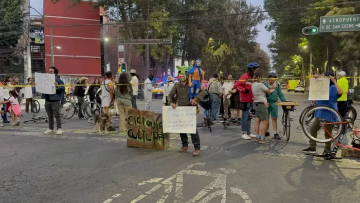 Manifestantes bloquean calles de CDMX hoy