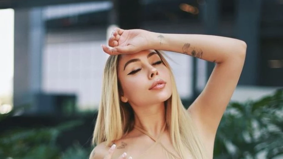 VIDEO - Maya Nazor le responde a Karely Ruiz tras beso a Santa Fe Klan