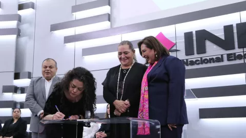 Xóchitl Gálvez ya es candidata a la Presidencia para las elecciones 2024; se registra ante el INE