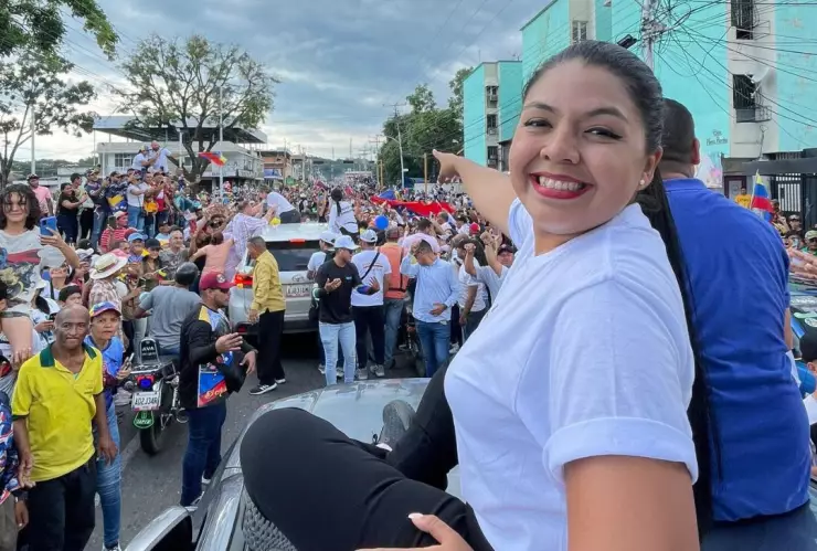 Venezuela: Detienen a María Oropeza por la fuerza