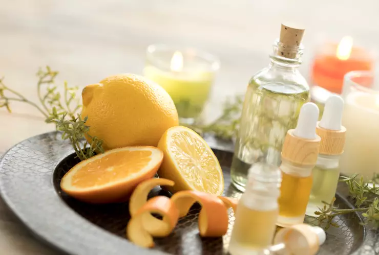 Tu baño quedará oliendo a hotel de 5 estrellas: el truco con papel higiénico y aceites esenciales que es infalible