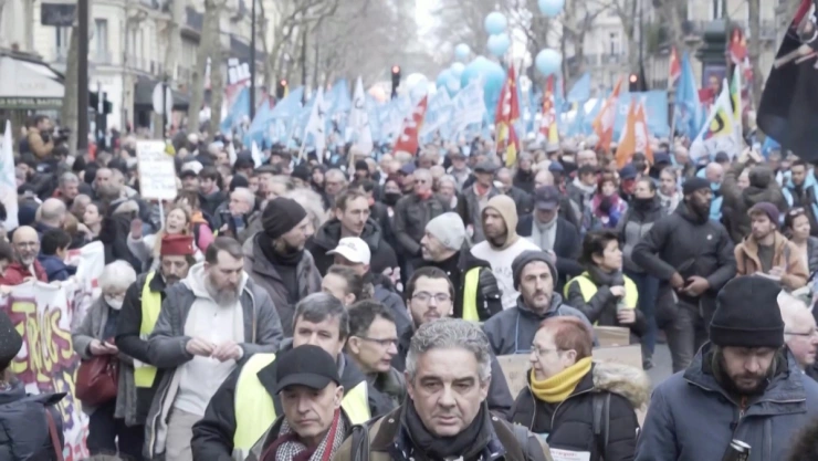 Más de un millón de personas protestan en Francia contra reforma a las pensiones.